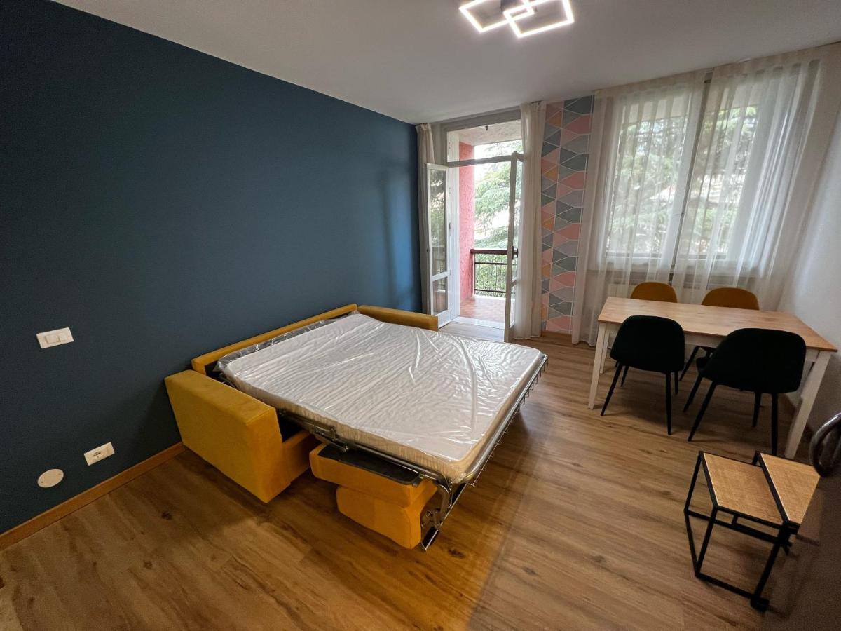 Apartment Cornicello With Pool By Glam Μπαρντολίνο Εξωτερικό φωτογραφία