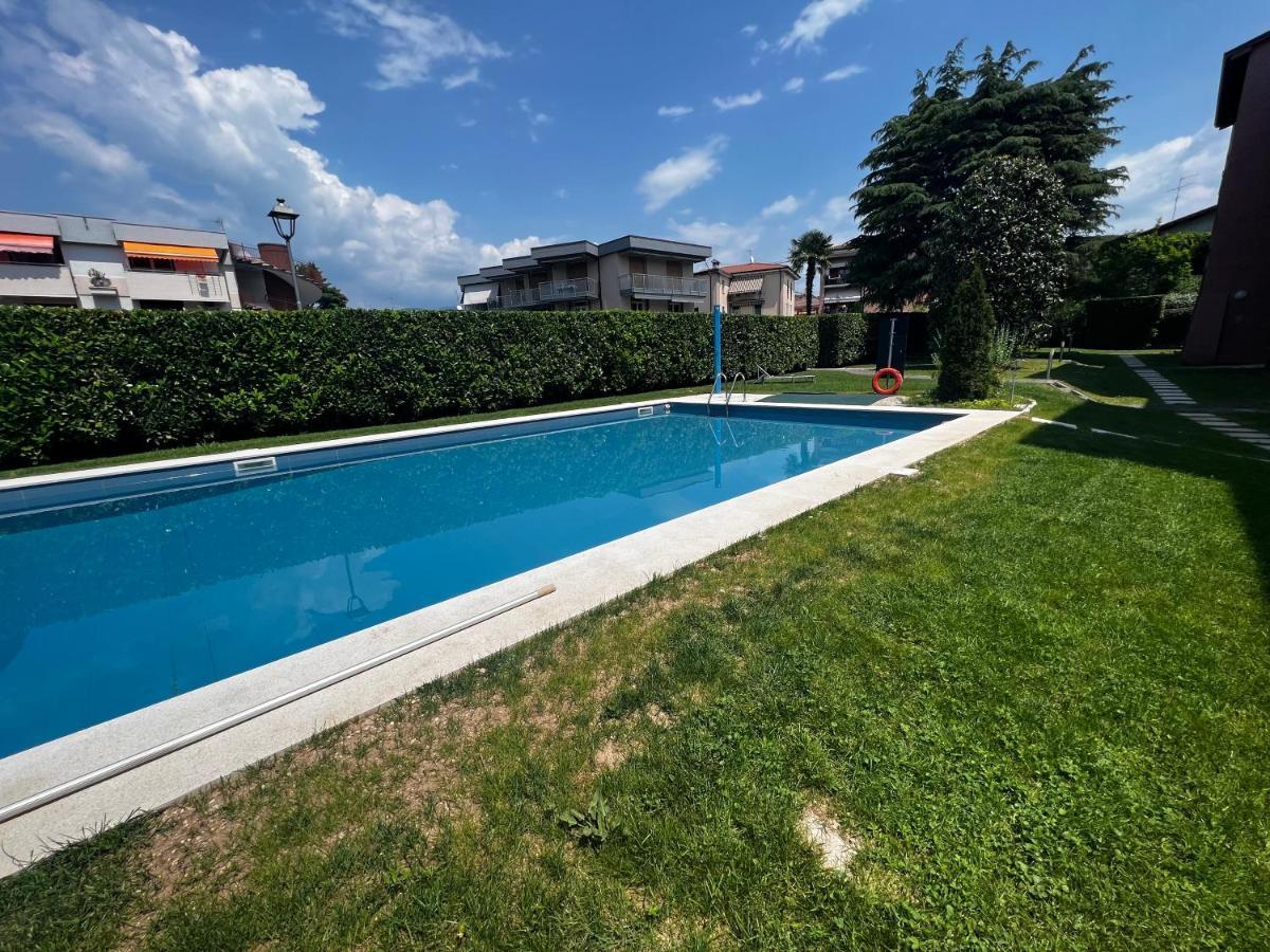 Apartment Cornicello With Pool By Glam Μπαρντολίνο Εξωτερικό φωτογραφία